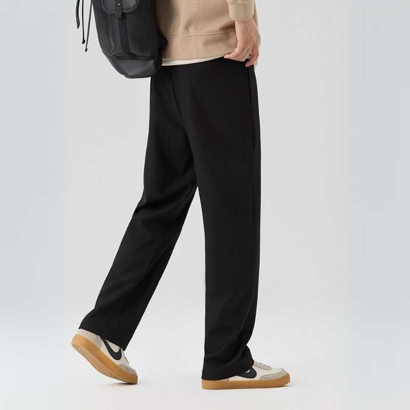 Carlton | Men's Relaxed Fit Pleated Trousers