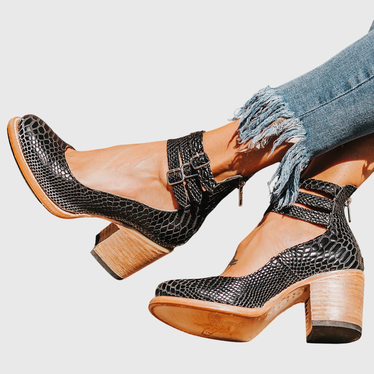 Kayla | Women Elegant Buckle Strap Sandals