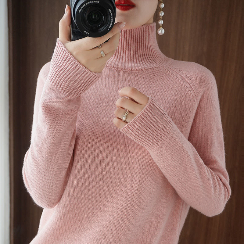 Felicia | Women's Fitted Turtleneck Sweater