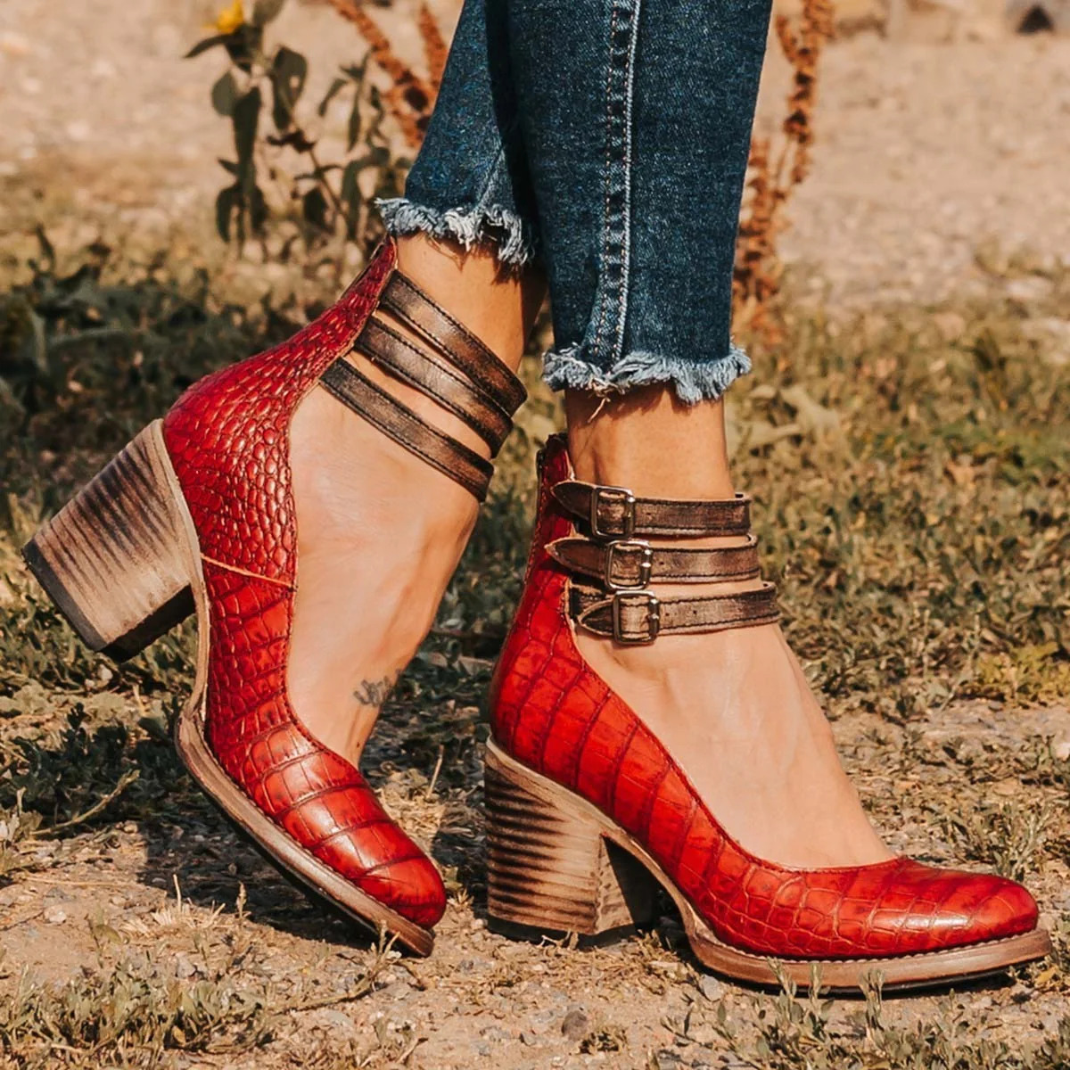 Linda | Women's Ankle Strap Block Heel Shoes