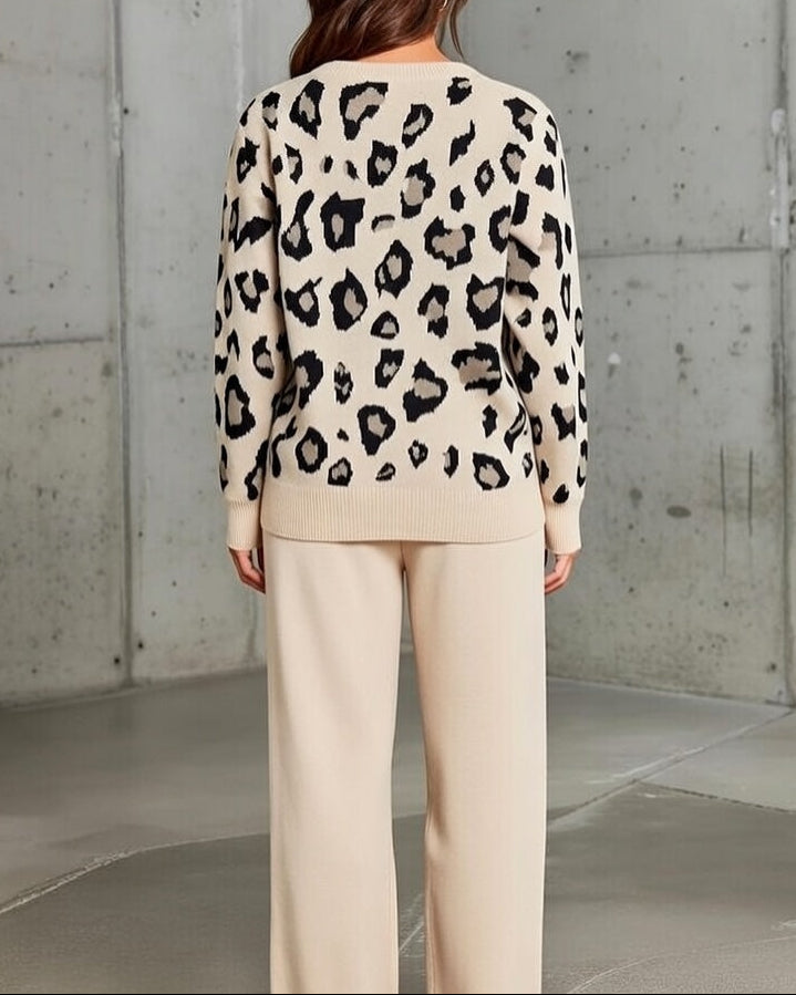 Tabitha | Women's Relaxed Fit Leopard Print Sweater Set