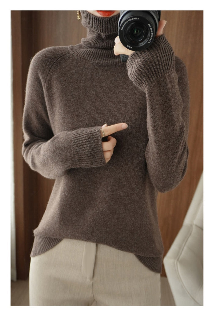 Daniela | Women's Fitted Turtleneck Sweater