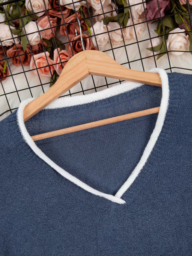Kara | Women's Oversized V-Neck Sweater