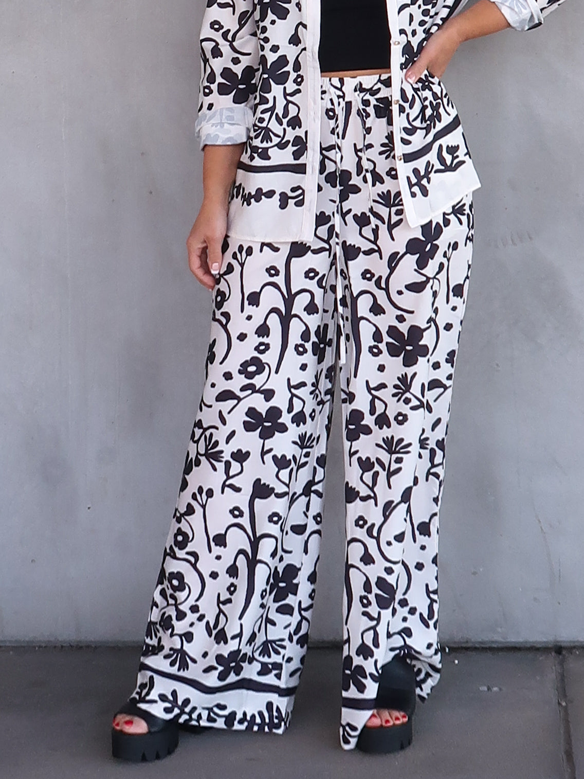 Natalie | Women's High-Waisted Floral Print Wide Leg Pants