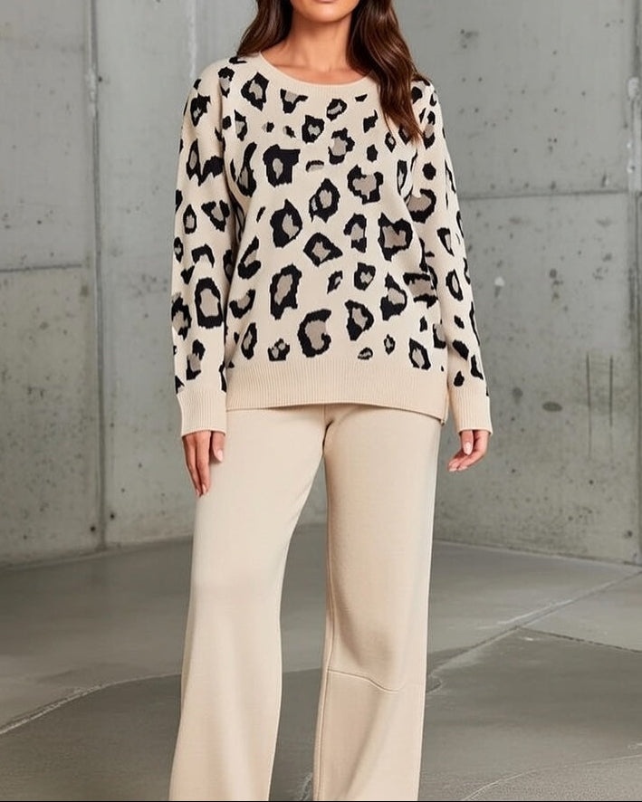 Tabitha | Women's Relaxed Fit Leopard Print Sweater Set